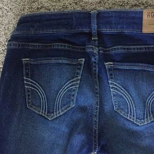 Hollister dark blue skinny jeans